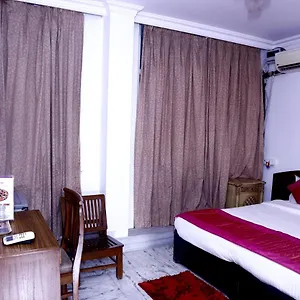 Batra - Couple Friendly Lodge Delhi (National Capital Territory of India)